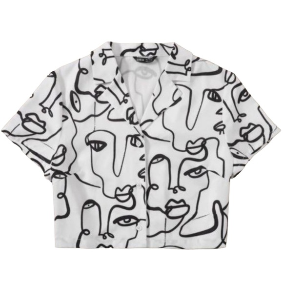 Shein Essnce Figure Graphic Cropped Button Front Shirt 💕 - Picture 1 of 3
